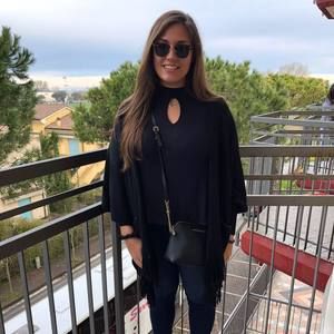 Meet your Posher, Kelly